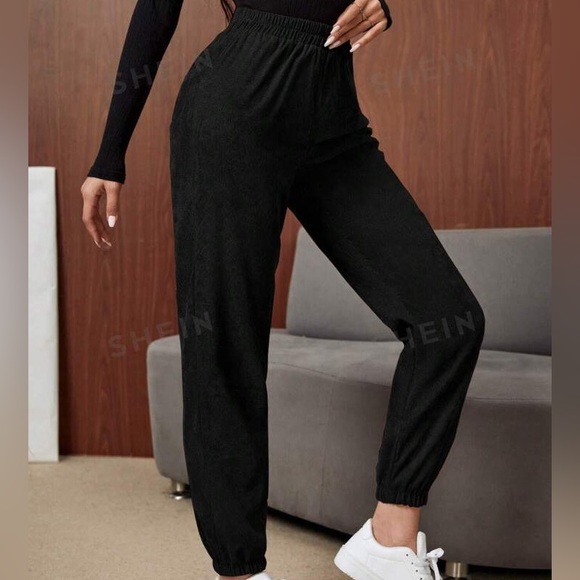 SHEIN Pants - SHEIN black joggers, size large
